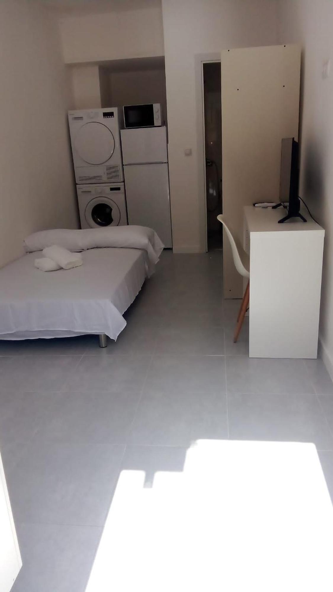 Estudio Encantador Cerca Del Carrefour Rosaleda 1 Málaga Exterior foto